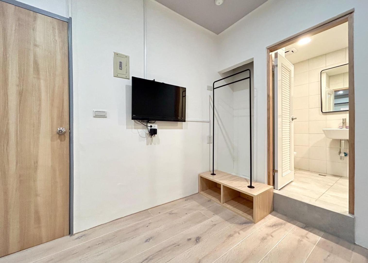Yan Bin Hotel Đài Nam Ngoại thất bức ảnh